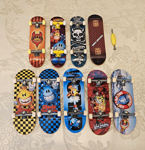 Tech deck world industries - world,